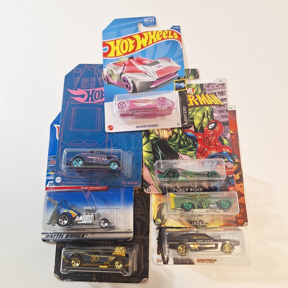 Hot Wheels 7 Cars Speeder Treasure/ Jaded / Power Bomb/ Gasser Damage Cards